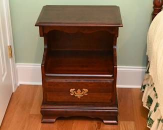 Nightstand 