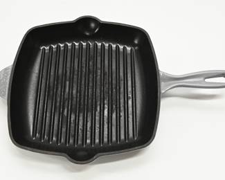 Crofton Cast Iron Double Spout Pan 