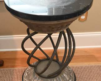 Modern Side Table 18.5 x 28
