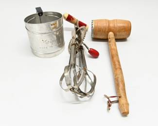 Vintage Kitchenware 