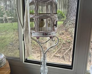 Pretty decorative birdhouse
