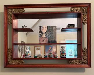 Mirrored shelf