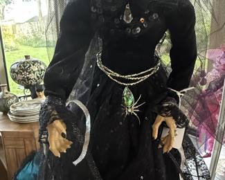 Witchy Woman!