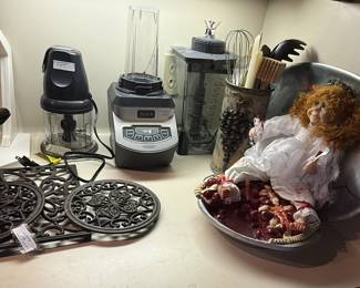 Trivets and small appliances 