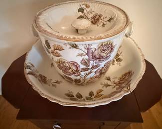 Wash basin