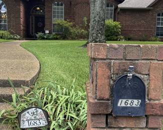 Welcome to 1683 Old Oak!