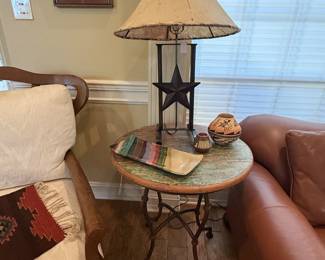 Navajo clay pot with Certificate of Authenticity 
