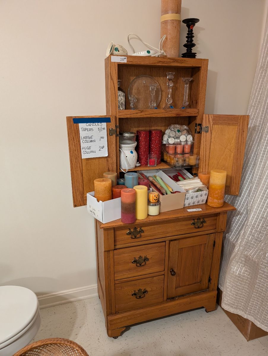 Wash stand matches dresser with mirror