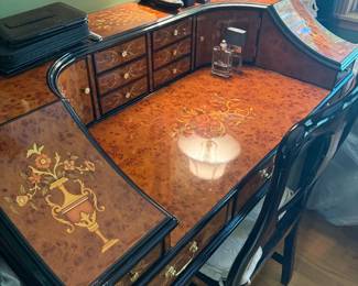 BEAUTIFUL WRITING DESK W CHAIR