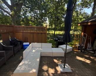 OUTDOOR SECTIONAL HAS CUSHIONS INCLUDED