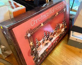 LOTS OF CHRISTMAS ITEMS