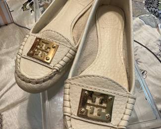 TORY BURCH LEATHER SHOE SIZE 7