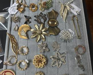 Vintage brooches