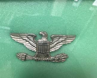U.S. military insignia 