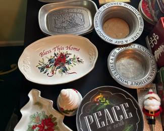 Holiday serving trays and bowls