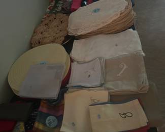 Linens, cloths, placemats, runners, and more!