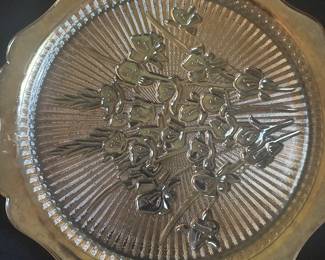 Serving plate