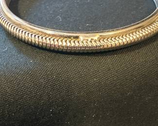 Bracelet
