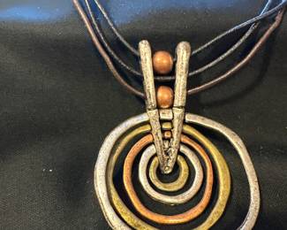 Art decor necklace 
