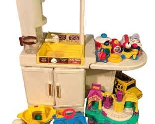 Little Tikes Party Kitchen Childrens Toys