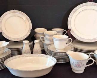 Lenox Charleston Floral China Set 56 Pieces