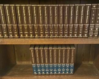 1984 The New Encyclopedia Britannica 21 Volumes 10 Micropedias