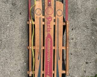 Paris Champion Vintage Sled