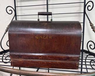 Singer Sewing Machine in Wooden Case