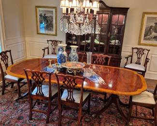 Baker Furniture Historic Charleston Georgian Banded Flame Mahogany Double Pedestal Dining Table