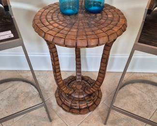 Maitland-Smith Table