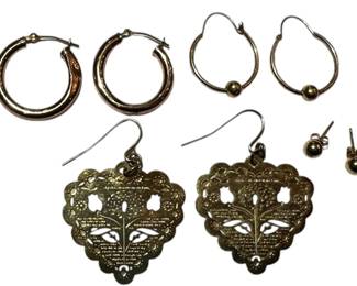 Vintage Gold Tone Earrings