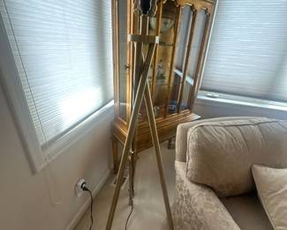 Floor lamp