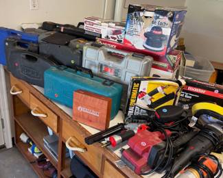 Assorted power tools, some with cases. All are working.