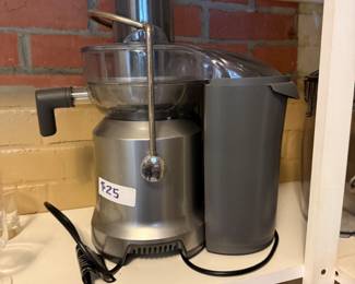 Heavy duty juicer