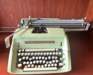Remington vintage typewriter
