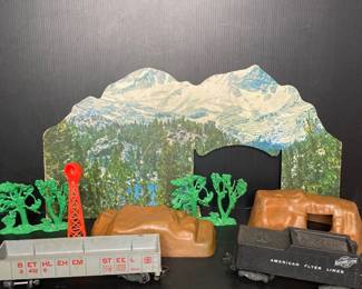 Vtg American Flyer trains
