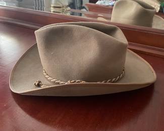 Vintage men’s cowboy hat