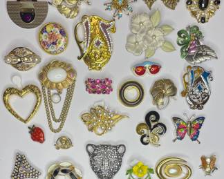 Vintage & modern brooches