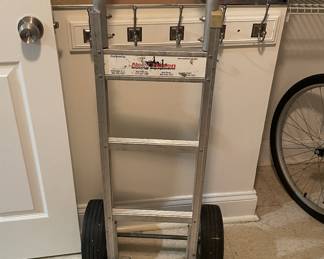 Hand truck