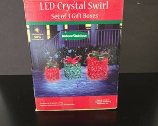 Outdoor holiday lawn ornaments