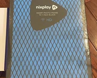 Nixplay smart photo frame