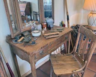 Vintage dressing table