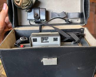 Polaroid 220 camera, flash + case