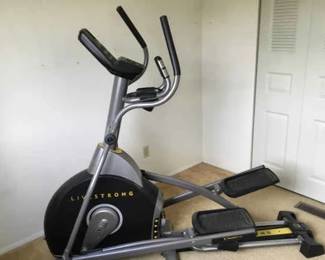 LIVESTRONG Elliptical Machine