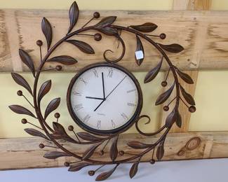 metal quart wall clock