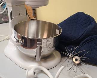 KitchenAid Pro 5 plus mixer with accessories
