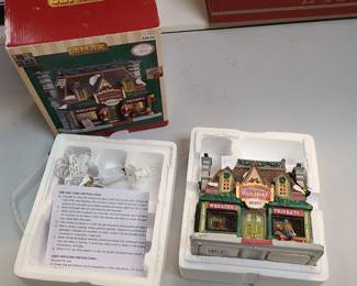 Lemax lighted house - works - complete