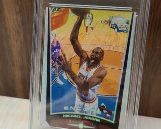 Chicago Bulls Michael Jordan graded card
