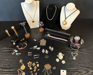 Vintage Costume Jewelry Collection Statement Pieces, Brooches, Watches More