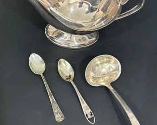 Vintage Sterling Silver Gravy Boat Laddle Collectible Souvenir Spoons Sterling silver